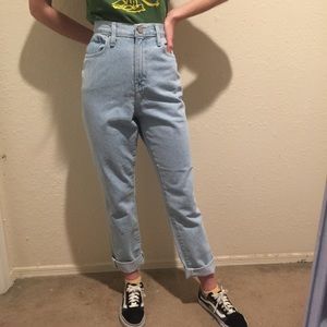 BDG Straight+Narrow High Rise Light Wash Mom Jeans